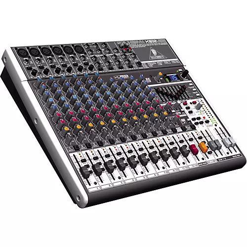 Behringer Xenix X1832USB